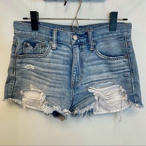 Distressed high waist Jean shorts